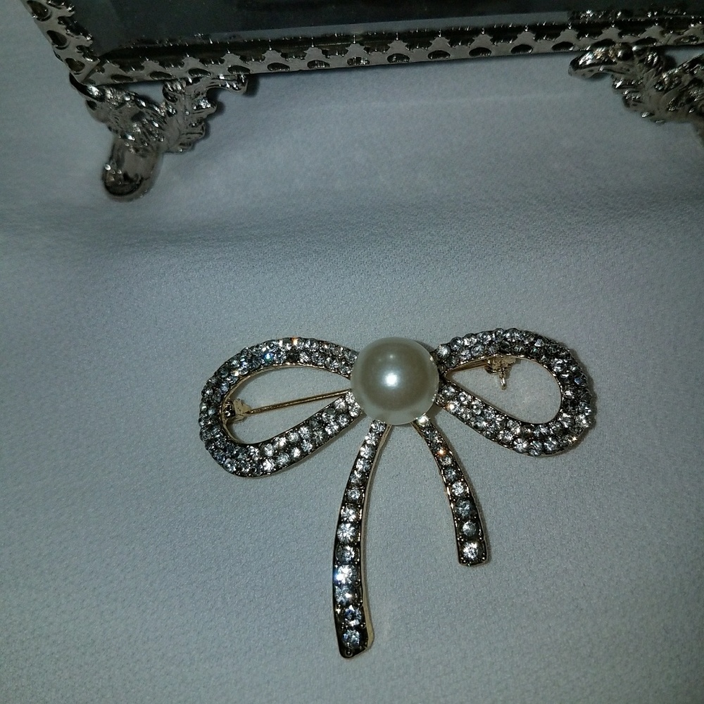 Brooch - Picture 3 of 3